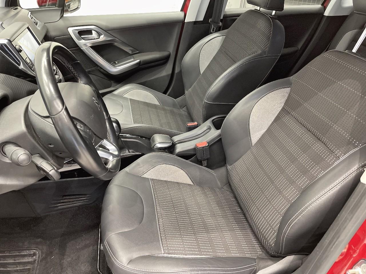 Peugeot 2008 - Imagen 8